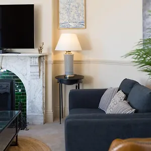 Priestley House Centre-free Parking Apartment York